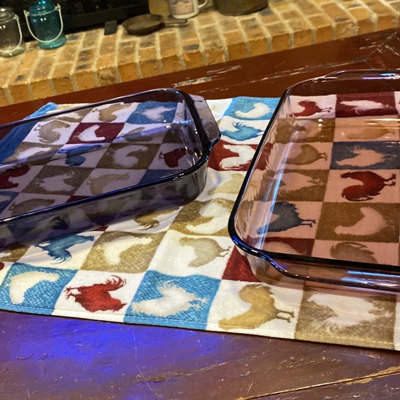 Vintage 3-Quart Oblong Cranberry Glass Pyrex Baker - Picture 15 of 15